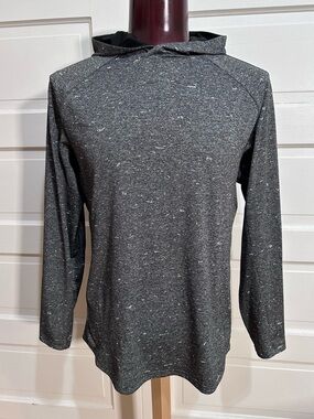 Lululemon Fresh Form Long Sleeve Hoodie Size XL Black White $128